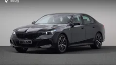 Gebruikt 2025 BMW 520 M Sport Sedan | € 65.880 (Super prijs)