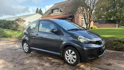 Gebruikt 2010 Toyota Aygo Cool Hatchback | € 2.440 (Eerlijke prijs)