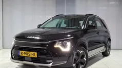 Zwart Gebruikt 2022 Kia Niro SUV | € 27.950 (Eerlijke prijs)