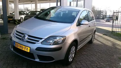 Gebruikt 2005 VW Golf Plus Cross Comfortline MPV | € 2.950 (Eerlijke prijs)
