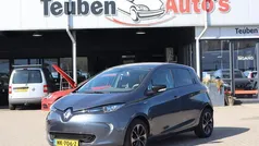 Grijs, metallic lak Gebruikt 2017 Renault Zoe Bose Edition Hatchback | € 8.485 (Eerlijke prijs)