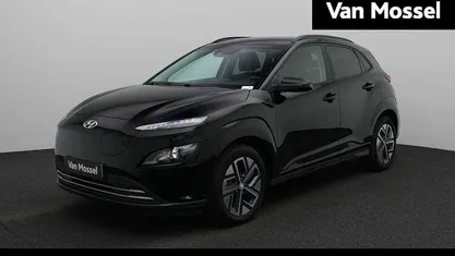 Zwart Gebruikt 2023 Hyundai Kona SUV | € 19.900 (Goede deal)