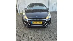 Zwart Gebruikt 2017 Peugeot 208 Allure Hatchback | € 8.250 (Eerlijke prijs)