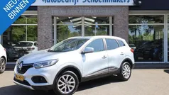Grijs Gebruikt 2020 Renault Kadjar Zen SUV | € 18.900 (Eerlijke prijs)