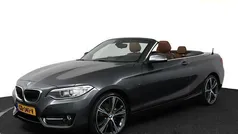 Grijs, metallic lak Gebruikt 2015 BMW 220 M Sport Cabriolet | € 19.950 (Eerlijke prijs)