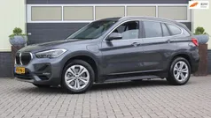 Grijs, metallic lak Gebruikt 2021 BMW X1 Executive SUV | € 26.900 (Super prijs)