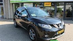 Zwart, metallic lak Gebruikt 2017 Nissan X-Trail Tekna SUV | € 11.950 (Goede deal)
