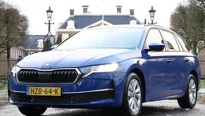 Occasion 2025 Skoda Octavia Business Line Stationwagen | € 32.395 (Eerlijke prijs)