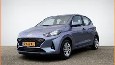 Blauw Gebruikt 2024 Hyundai i10 Comfort Hatchback | € 18.489 (Eerlijke prijs)
