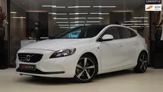 Gebruikt 2015 Volvo V40 Summum Stationwagen | € 10.950 (Eerlijke prijs)