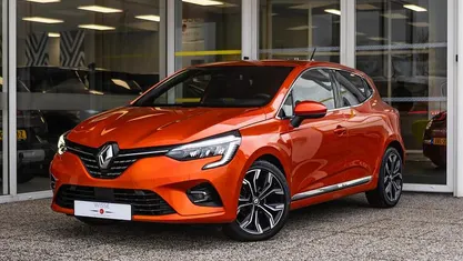 Occasion Renault Clio V Intens 2023 Oranje Hatchback