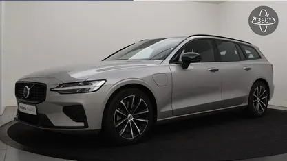 Occasion 2025 Volvo V60 Plus Stationwagen | € 44.900 (Eerlijke prijs)