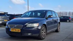 Blauw, metallic lak Gebruikt 2006 Volvo V50 Stationwagen | € 1.849 (Eerlijke prijs)