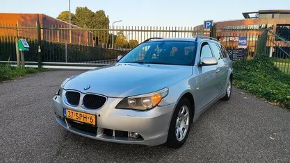Grijs Gebruikt 2006 BMW 520 Executive Stationwagen | € 1.299 (Eerlijke prijs)