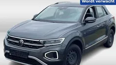 Grijs Gebruikt 2022 VW T-Roc Style SUV | € 32.450 (Eerlijke prijs)