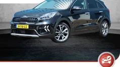 Zwart Gebruikt 2020 Kia Niro Style SUV | € 23.825 (Eerlijke prijs)