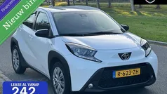 Gebruikt 2022 Toyota Aygo Play Hatchback | € 14.950 (Goede deal)