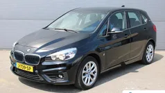 Zwart Gebruikt 2017 BMW 225 iPerformance Stationwagen | € 16.895 (Eerlijke prijs)