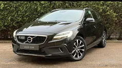 Gebruikt 2019 Volvo V40 Hatchback | € 22.940 (Eerlijke prijs)