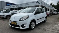 Wit Gebruikt 2008 Renault Twingo Dynamique Hatchback | € 2.045 (Eerlijke prijs)