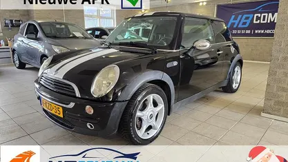 Gebruikt 2004 Mini ONE Hatchback | € 2.299 (Eerlijke prijs)