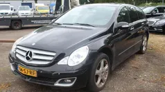 Zwart Gebruikt 2006 Mercedes R320 MPV | € 2.985