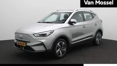 Grijs Gebruikt 2021 MG ZS Luxury Sedan | € 22.999 (Eerlijke prijs)