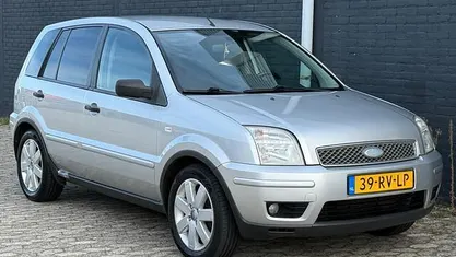 Gebruikt 2005 Ford Fusion Futura MPV | € 1.299 (Eerlijke prijs)