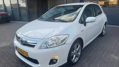 Wit Gebruikt 2010 Toyota Auris Executive Hatchback | € 6.295 (Eerlijke prijs)