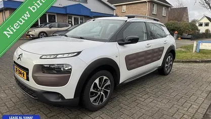 Wit Gebruikt 2015 Citroën C4 Live SUV | € 5.750 (Goede deal)