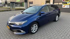 Gebruikt 2015 Toyota Auris Touring Sports Stationwagen | € 11.999 (Eerlijke prijs)