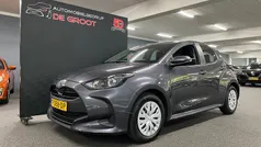 Grijs Gebruikt 2023 Toyota Yaris Hybrid Active Hatchback | € 19.950 (Eerlijke prijs)