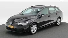 Zwart Gebruikt 2021 VW Golf VIII Life Stationwagen | € 17.450 (Eerlijke prijs)