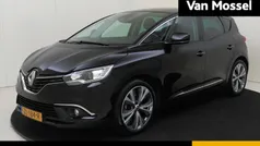 Zwart Gebruikt 2019 Renault Scénic IV Intens MPV | € 19.220 (Eerlijke prijs)