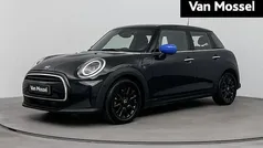 Gebruikt 2022 Mini ONE Hatchback | € 20.940 (Eerlijke prijs)