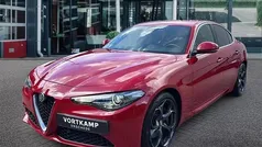 Rood Gebruikt 2019 Alfa Romeo Giulia Tech Edition Sedan | € 26.950 (Eerlijke prijs)