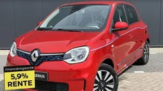 Vlamrood nnp Gebruikt 2022 Renault Twingo Intens Hatchback | € 13.349 (Eerlijke prijs)