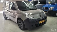 Bruin Gebruikt 2011 Renault Kangoo MPV | € 2.450 (Eerlijke prijs)