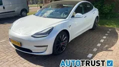 Gebruikt 2020 Tesla Model 3 Performance Sedan | € 28.450 (Eerlijke prijs)