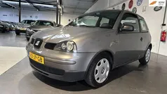 Grijs Gebruikt 2002 Seat Arosa Stella Hatchback | € 1.799 (Eerlijke prijs)