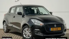Zwart Gebruikt 2017 Suzuki Swift Comfort Hatchback | € 12.450 (Eerlijke prijs)