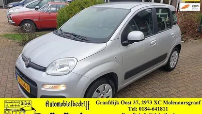 Grijs Occasion 2017 Fiat Panda Lounge Hatchback | € 7.250 (Eerlijke prijs)