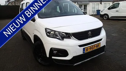 Occasion 2019 Peugeot Rifter Allure MPV | € 14.999 (Goede deal)