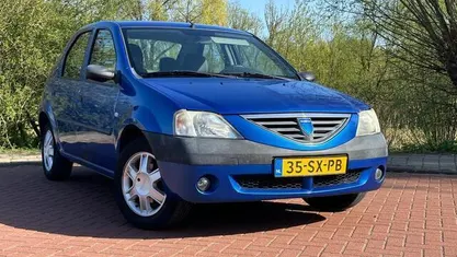 Blauw Gebruikt 2006 Dacia Logan Lauréate Sedan | € 1.199 (Eerlijke prijs)