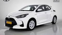 Gebruikt 2021 Toyota Yaris Hybrid Comfort Hatchback | € 17.900 (Eerlijke prijs)