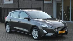 Grijs Gebruikt 2020 Ford Focus Business Edition Hatchback | € 12.750 (Goede deal)