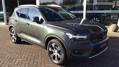 Grijs Occasion 2018 Volvo XC40 SUV | € 30.745 (Eerlijke prijs)