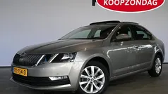 Gebruikt 2017 Skoda Octavia Business Line Hatchback | € 9.940 (Eerlijke prijs)