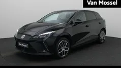 Zwart Gebruikt 2023 MG MG4 EV Luxury Hatchback | € 23.400 (Eerlijke prijs)