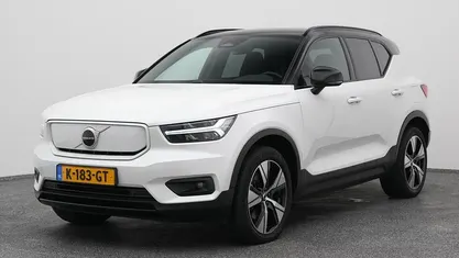 Wit (metallic) Occasion 2020 Volvo XC40 R-Design SUV | € 19.900 (Super prijs)